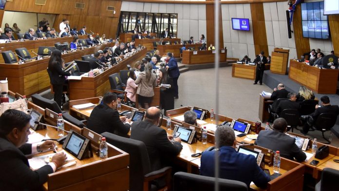 DIPUTADOS